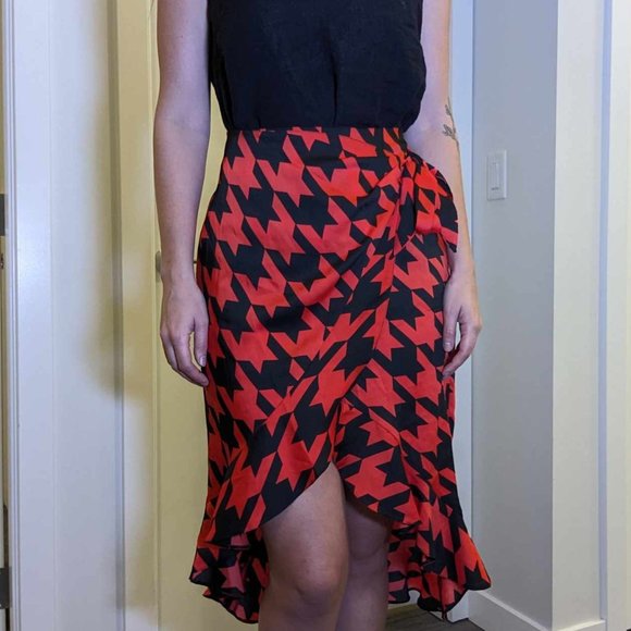 {River Island} Bold Printed Wrap Skirt with Ruffle Hem BNWT Geometric Maximalist - Picture 1 of 6